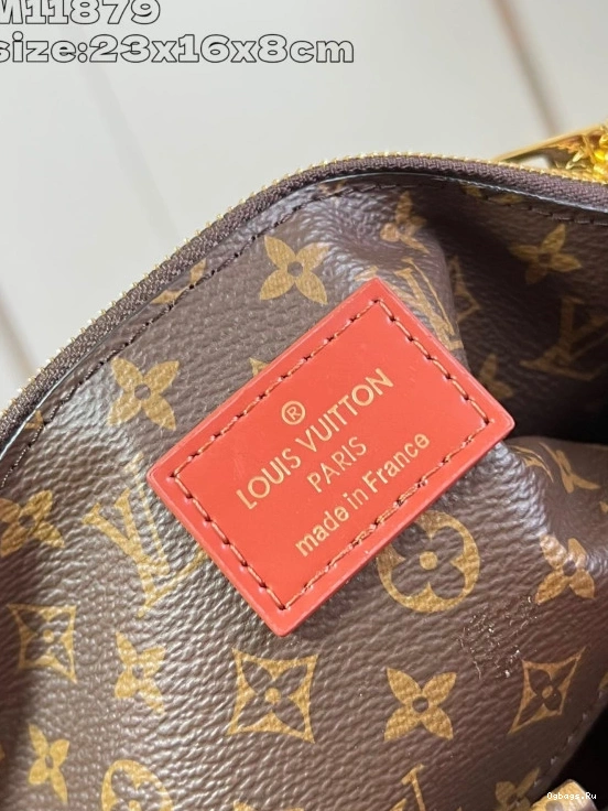TWIST MM-23*17*9.5CM LOUIS VUITTON 0515
